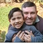 Menino jogado da ponte pelo pai é sepultado no Rio Grande do Sul