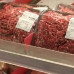 Funcionário de supermercado é preso por furto ao trocar etiquetas de carnes em Maceió