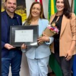 Senadora Eudócia Caldas recebe comenda da Câmara de Maceió