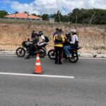 Ação educativa aborda mais de 100 motociclistas na Rota do Mar