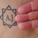 Trabalhador resgatado foi forçado a tatuar iniciais dos patrões