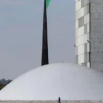 Proposta que amplia para 531 número de deputados federais é criticada no Senado