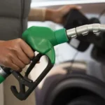 Gasolina e etanol ficarão mais caros com aumento de R$ 0,10 no ICMS