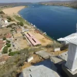 Criminosos roubam casa da mãe do prefeito de Pão de Açúcar