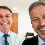 Arthur Lira critica prisão de Bolsonaro, evita confrontos e mantém estratégia política equilibrada