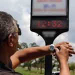 Governo mantém suspensão do horário de verão em 2025