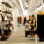 Loja de roupas em Arapiraca é flagrada vendendo drogas; proprietária é presa