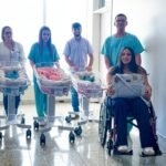 “Chegamos dois e saímos cinco”: primeiros trigêmeos do Hospital da Cidade recebem alta após quase dois meses de cuidado