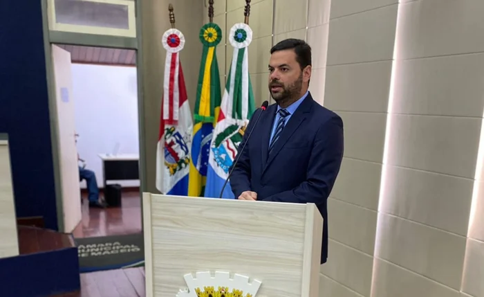 Chico Filho manifesta preocupação com segurança de Alfredo Gaspar durante sessão em Maceió