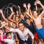 JHC faz visita ao Renasce Salgadinho e toma banho na fonte do parque linear