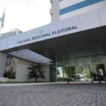 Justiça Eleitoral manda retirar post com IA que ligava JHC a empresário investigado