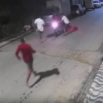 Moto de entregador roubada é recuperada em Maceió; mulher é detida por receptação