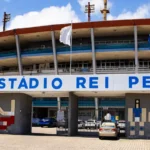 MP investiga uso inadequado de equipamentos em obras no Estádio Rei Pelé