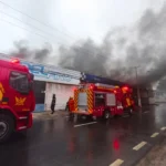Incêndio em lanchonete atinge outros dois imóveis no município de Maravilha