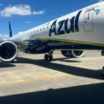 Azul é condenada a indenizar passageiro após cancelamento de voo em Maceió