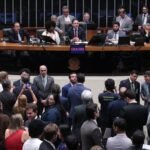 Bancada de Alagoas vota em peso a favor da PEC que reduz jornada e altera escala 6×1