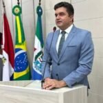 Justiça restabelece rejeição das contas de Rui Palmeira e decreto volta a valer