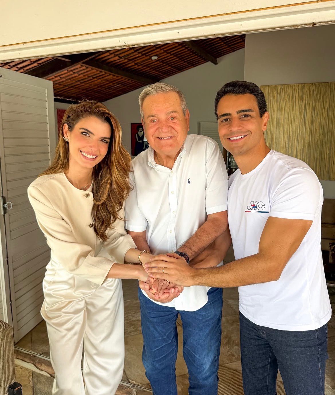 JHC publica foto com Ronaldo Lessa após definição de vice na chapa