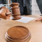 Homem é condenado a 28 anos de prisão por matar companheira com faca e enxada em Arapiraca