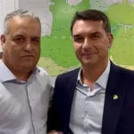 Flávio Bolsonaro anuncia Alfredo Gaspar como candidato a vice-presidente