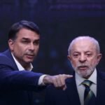 PoderData/AYA: Flávio Bolsonaro tem 51% e Lula, 49% dos votos válidos