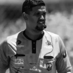 Árbitro de futebol society morre após colisão entre moto e carro em Maceió